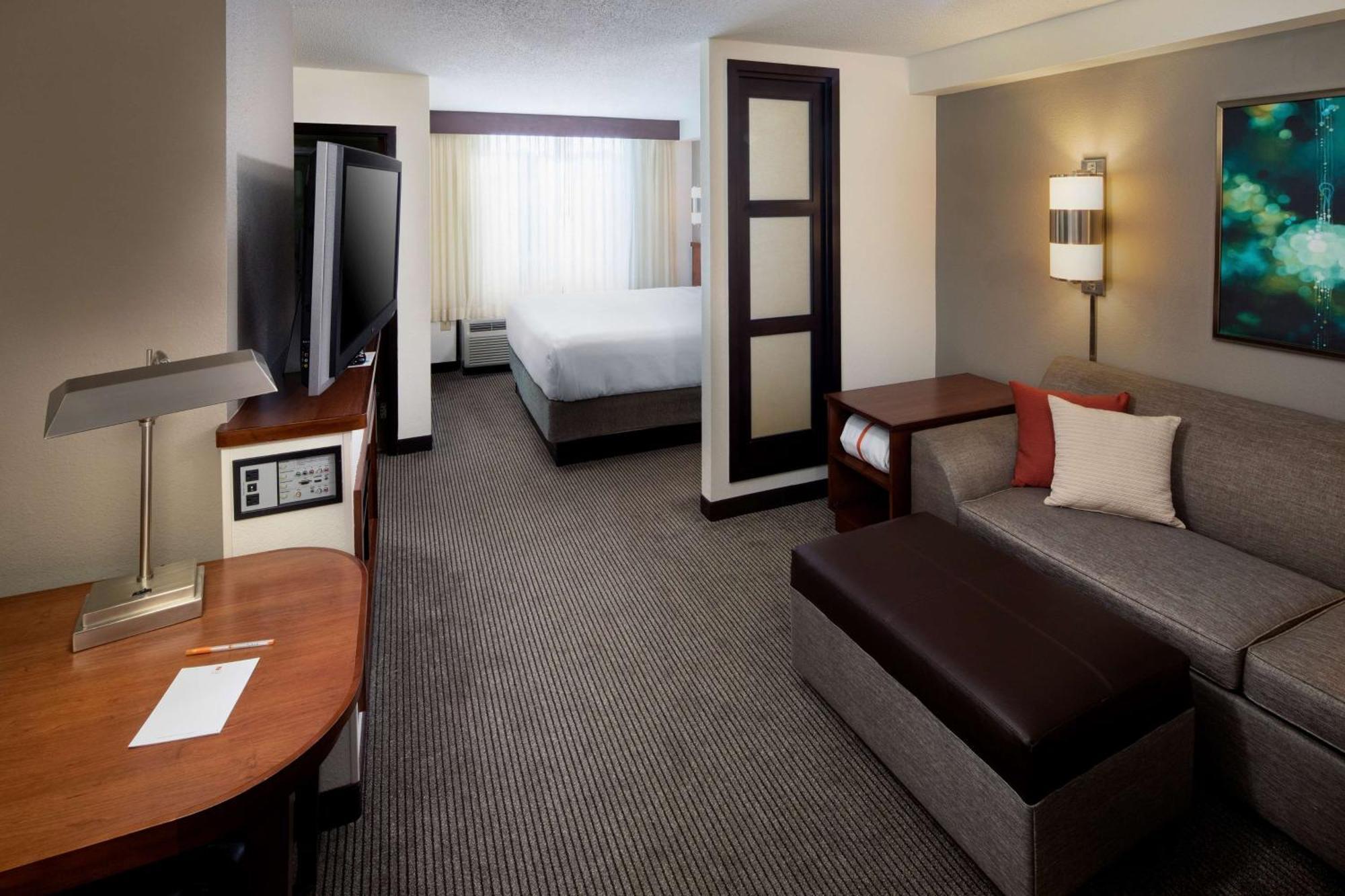 Hyatt Place Charlotte Arrowood Exterior photo